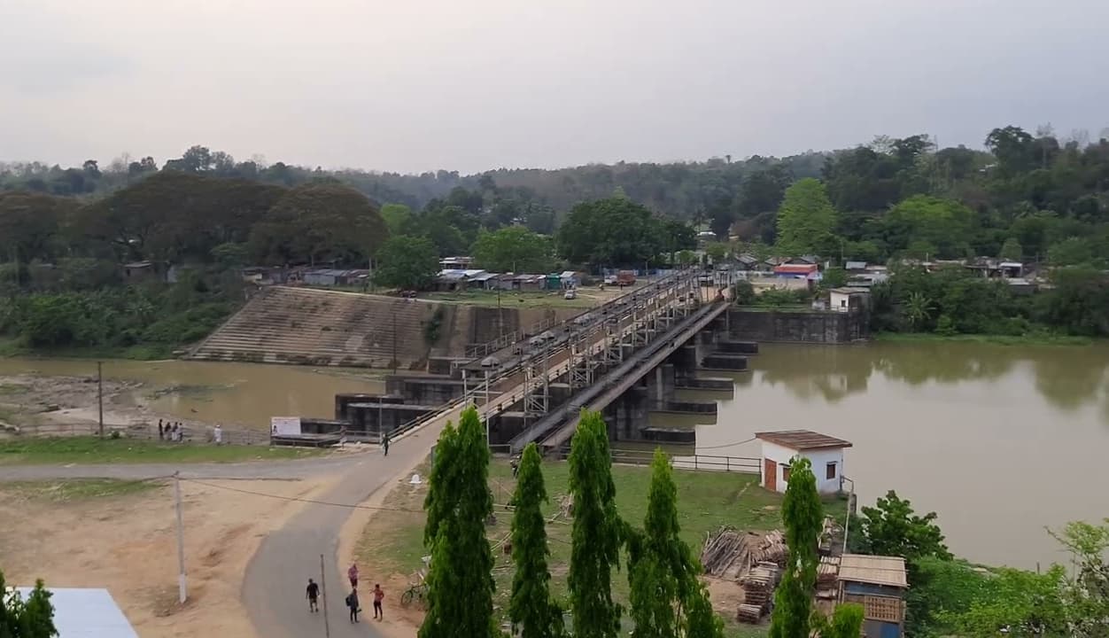 হবিগঞ্জের ‘অভিশাপ’ ভারতের ‘চাকমা গেট’